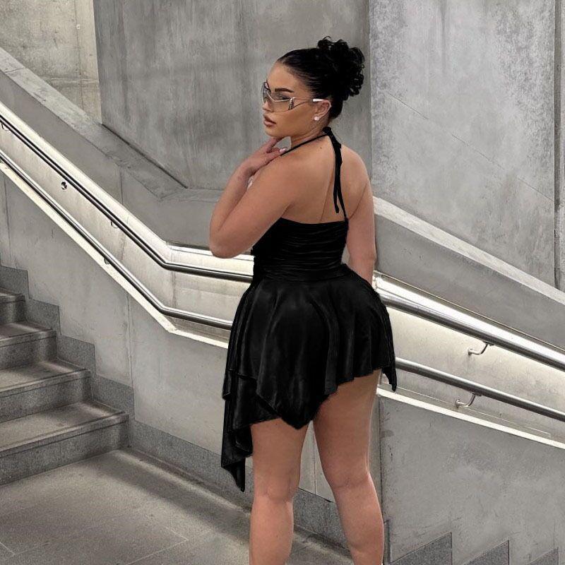 2023 Women's Solid Color Halter Neck Pleated Irregular Short Dress - European and American Style