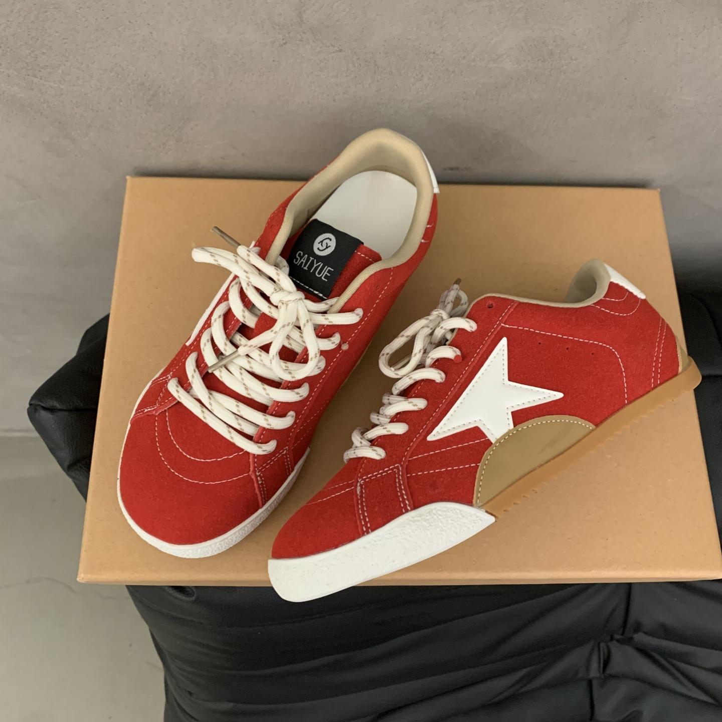 

Ретро внутренняя высота увеличение старые звезды грязные туфли женские повседневные моральные тренировочные туфли 2025 новая осень универсальные черные кеды 40 красный