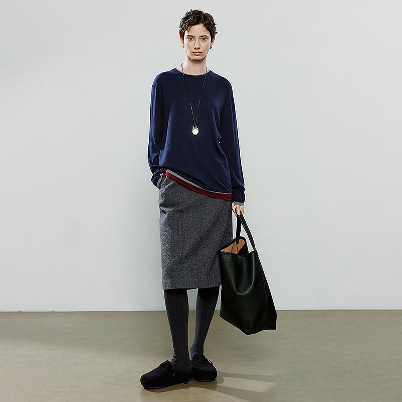 Dámský svetr z úpletu se směsí vlny v americkém stylu s kulatým výstřihem