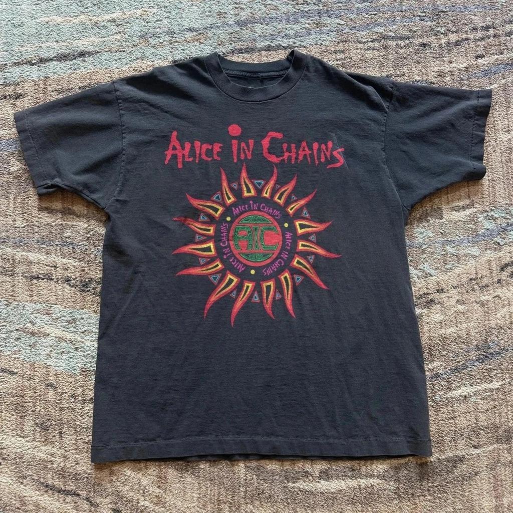Vintage 90s Alice In Chains Sun T-Shirt - Grunge Rock Band Tee