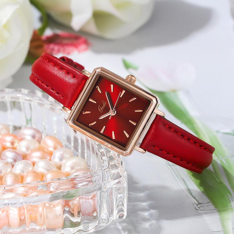Retro Green Rectangular Square Plate Simple Temperament Women S Watch Belt Fashion Women S Watch