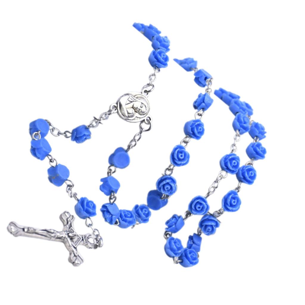 Elegant Rose Flower Beads Rosary Necklace with Detailed Crosses Pendant for Prayer Religious Neckchain and Everyday Wear