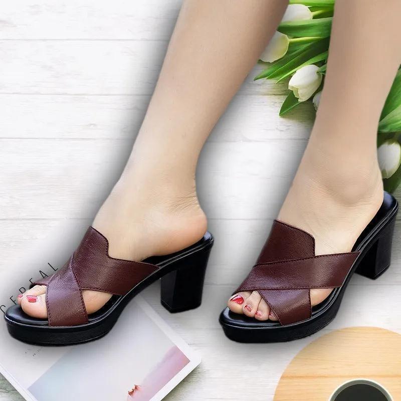 Four Summer Trendy Girl Cool Slippers Thick Heel Mother High Heel anti-Taiwan Hundred Casual Women's Shoes Comfortable