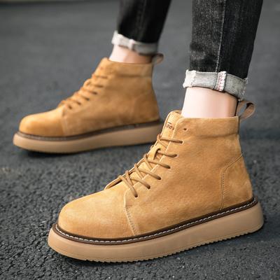 Herbst- und Winter-Casual-Kopf klassische Schicht Schweinsleder mittelhoher Schaft dicke Sohle runde Zehenpartie brauner Riemen bequeme Herren-Outdoor-Martin-Stiefel