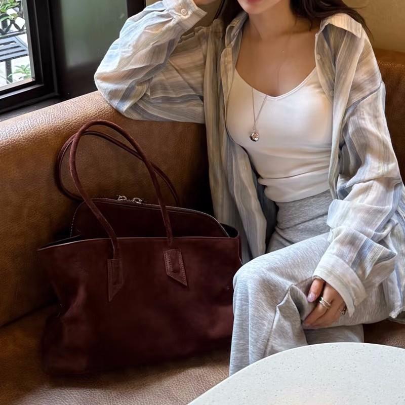 

Faux Suede Solid Color Fashionable Versatile Handbag Product Large Capacity Women s Shoulder Bags