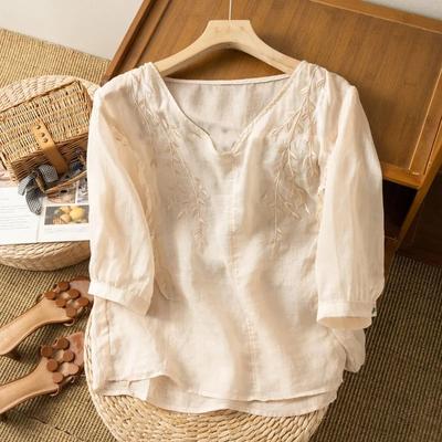 Summer New Embroidered Cotton and Linen Top Loose Temperament Literary Retro Seven-quarter Sleeve Casual Versatile