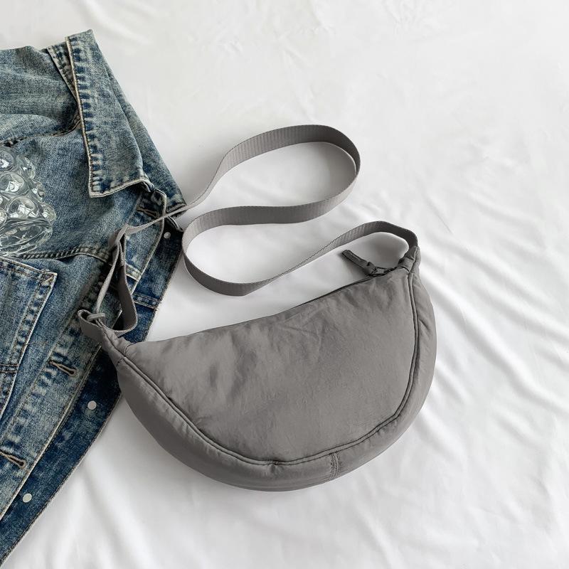 Korean Style Pleated Dumpling Bag: Lightweight Solid Color Shoulder & Crossbody Bag