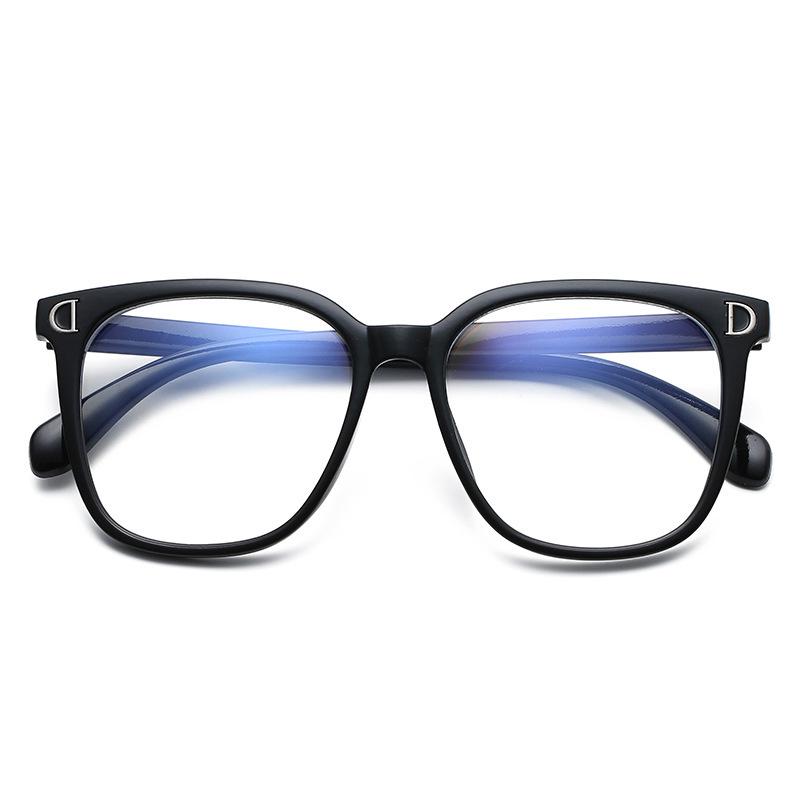 Trendy D-shaped anti-blue light glasses, popular on social media, in a stylish street style; can be fitted with prescription lenses.