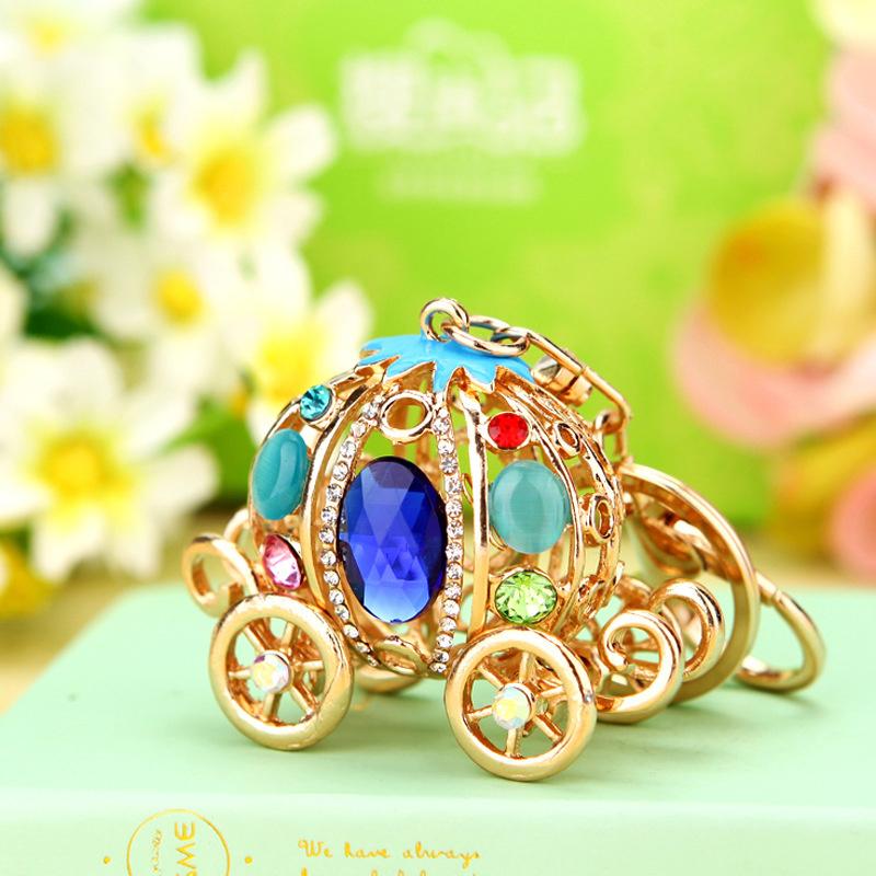 Full Rhinestone Crystal Pumpkin Keychains Car Keyrings Women's Bags Decoration Keychain Gifts Holiday Jewelry