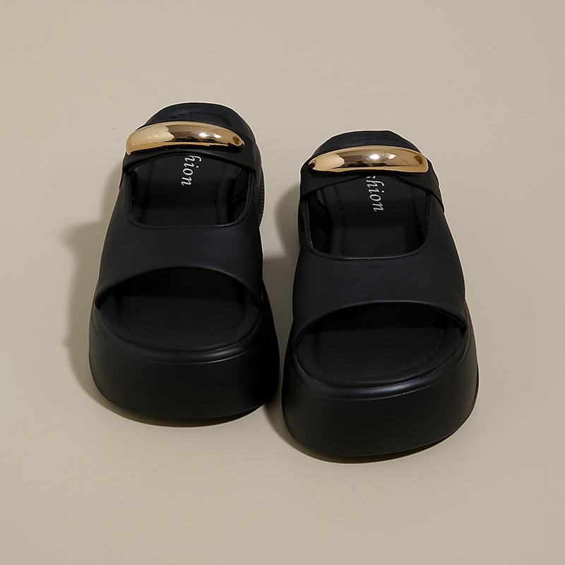 Thick-soled Slippers Women's Summer New Light Luxury 2025 Women's Shoes Cool Slippers Wear Retro Open-toed Muffin Bottom Slippers Women