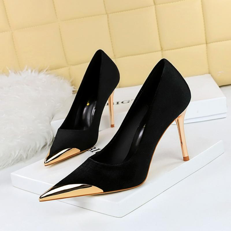 Women High Heels Temperament Pointed High Heels Single Shoes Velvet Stiletto Heels Wedding Bride Shoes Women Banquet Party Shoes