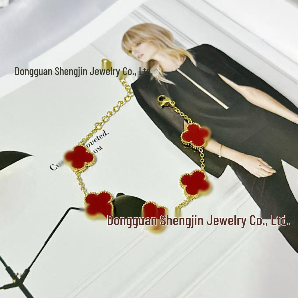 18K Gold-Plated Four-Leaf Clover Bracelet - Elegant, Durable & Versatile Women's Jewelry