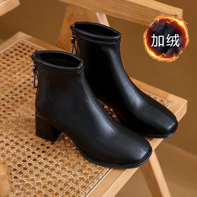 Hohe kleine Stiefeletten Damen Herbst Vierjahreszeiten Einzelstiefel Samt Dünne Stiefel Weiß Dicke Absätze Koreanische Kleine Knöchelhohe Stiefel