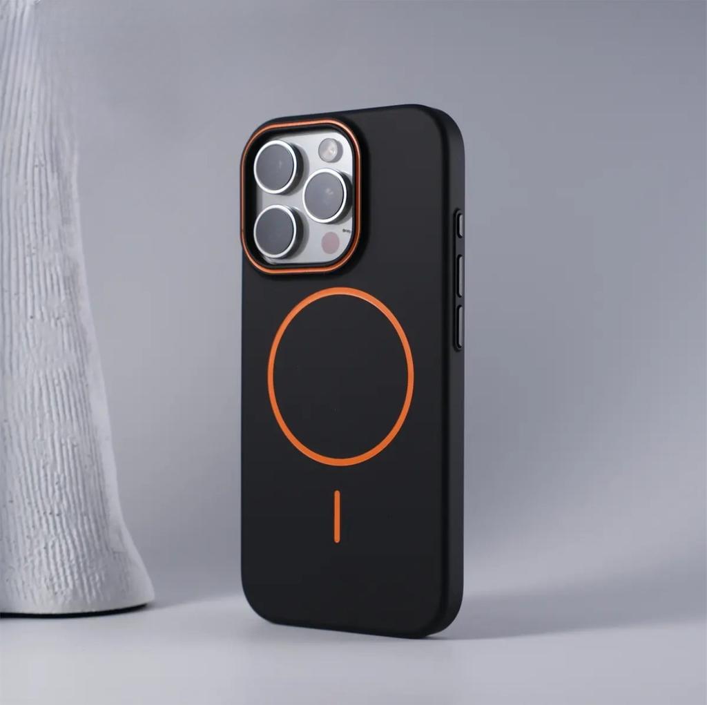 Applicable to Apple 17promax matte skin color contrast fine ring magnetic suction iPhone16 light and anti-drop mobile phone case