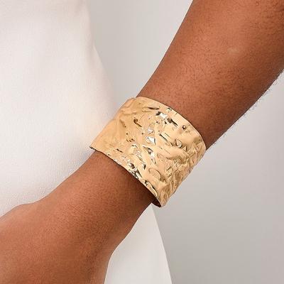 Mode Hochwertiges Unregelmäßiges Armband Für Frauen Damen