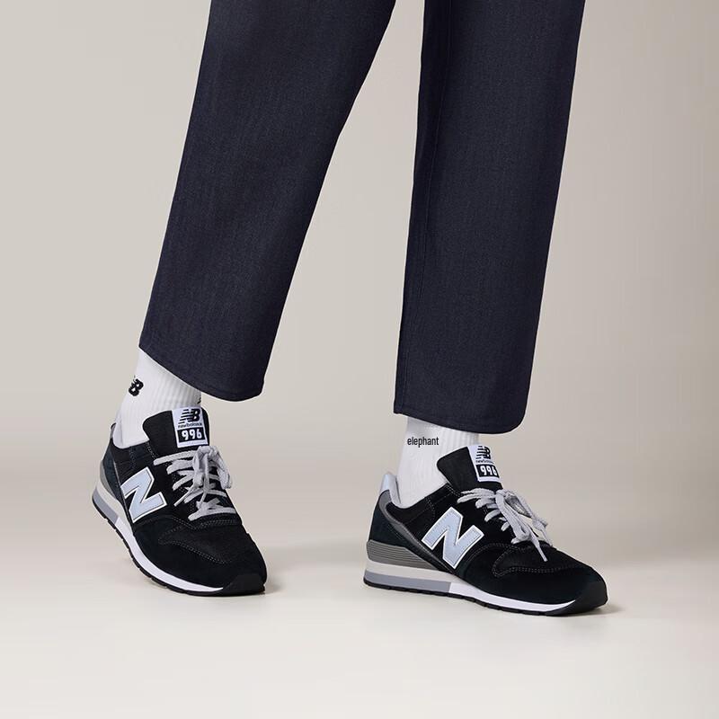 New Balance CM996BK2 Retro Casual Sneakers