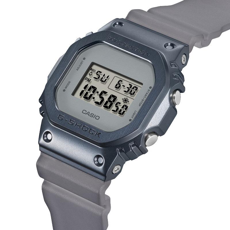 Casio Men's Stainless Steel 200M Water Resistant Shock Resistant Alarm Quartz Watch GM-5600MF-2