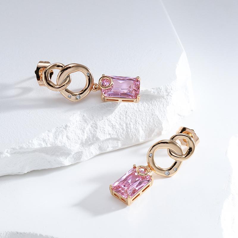 Štvorcové ružové zirkónové náušnice s prekríženým kruhom pre ženy Šperky s jedinečným dizajnom