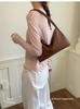2026 High-End Versatile Woven Underarm Bag: Large Capacity Casual Handbag