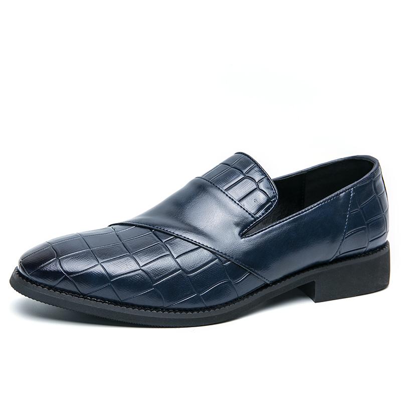 Loafer shoes  autumn new men s business dress small leather shoes embossing leather slip-on British casual men s shoes 46