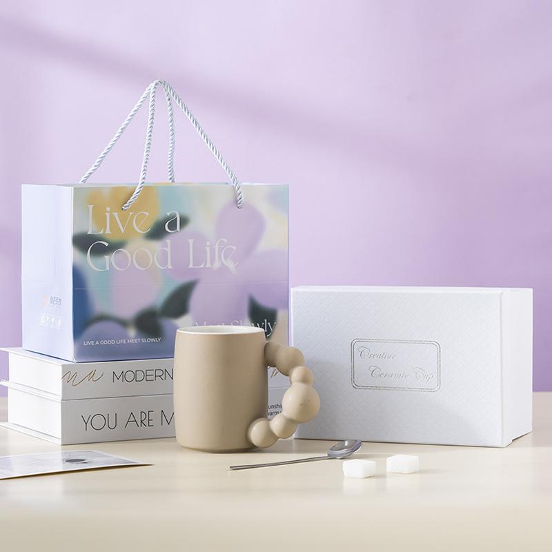 

Living In A Good Life Simple Ceramic Water Cup High Value Souvenir Coffee Cup Mug Gift Bag Gift Set 301-400ml