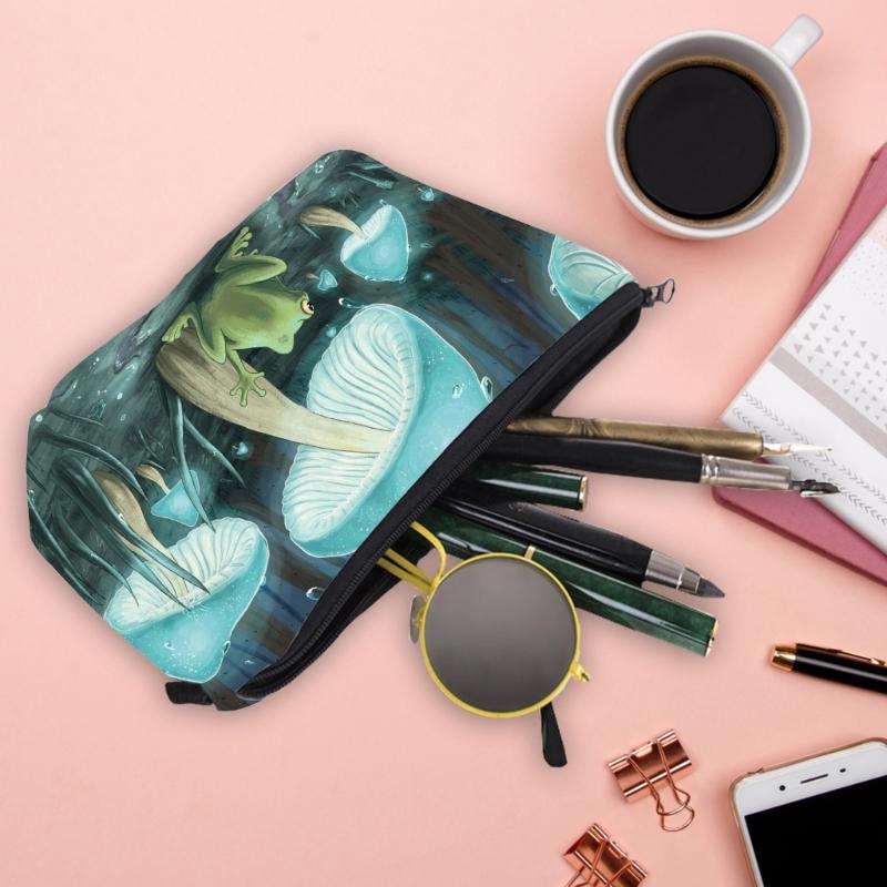 Portable Travel Toiletry Makeup Bag Mushroom Print Cosmetic Bag Large Capacity Casual Storage Bag for Women Girl
