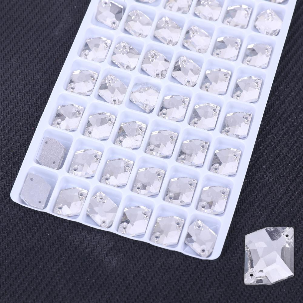 

Стеклянная дрель специальной формы, сшитая вручную, с ярким белым АБС-пластиком, с плоским дном, сшитая вручную, сумка для обуви со стразами и сверлом 17 * 21mm 12pcs/bag белый