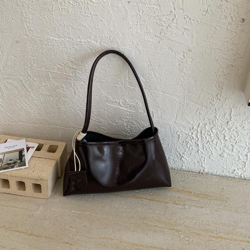 French Retro Atmosphere Armpit Bag Women's New High-end Portable Shoulder Bag Versatile Temperament Tote Bag