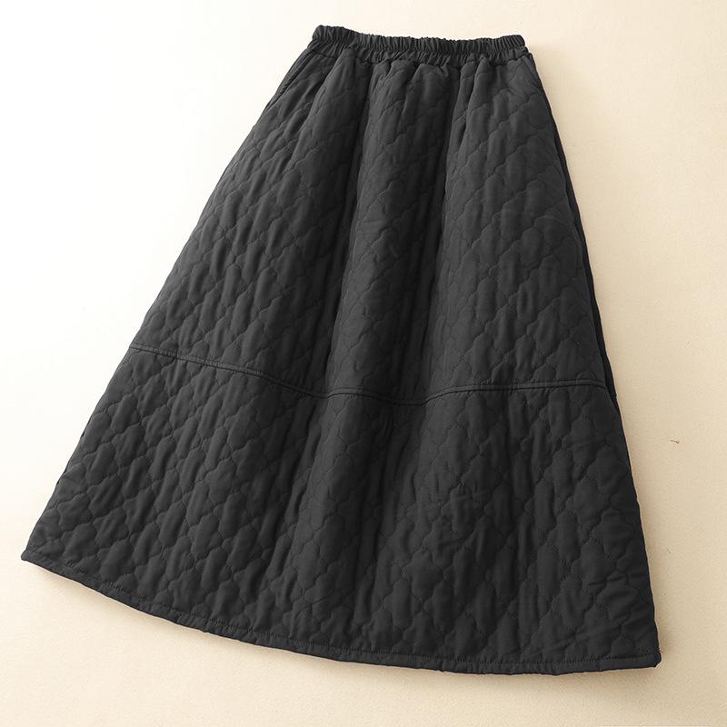 2025 A/W Plus Size Cotton-Padded Tulip Slimming Skirt: Women's Thickened Artistic Half Skirt