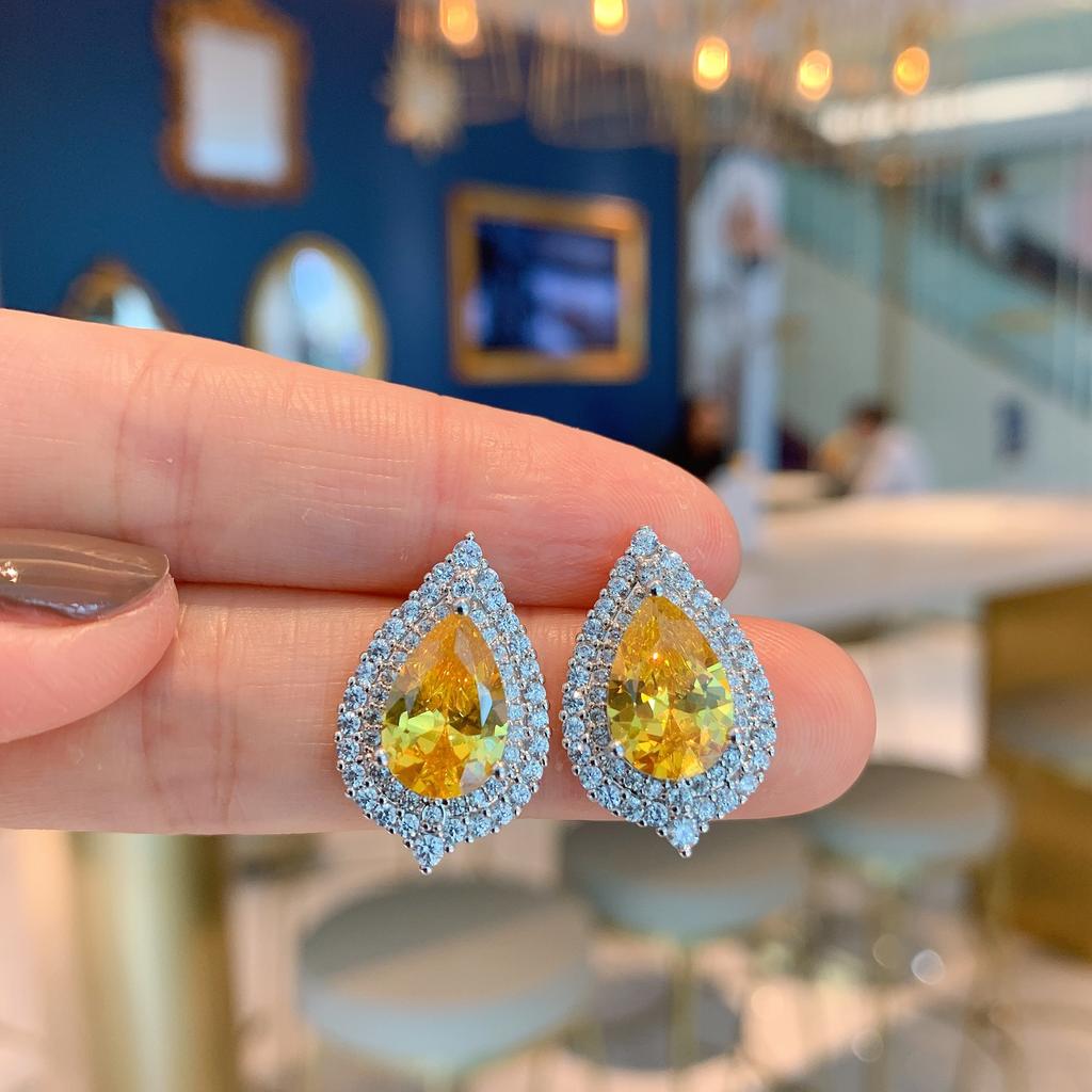 Jewelry Simulation Yellow Diamond Water Drop Pendant Water Drop Stud Earrings Main Stone 8 * 12 Pendant 10 * 16