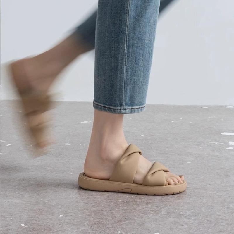 New Style of Thick-soled Women's Shoes, Outerwear Flat One-shoulder Slippers