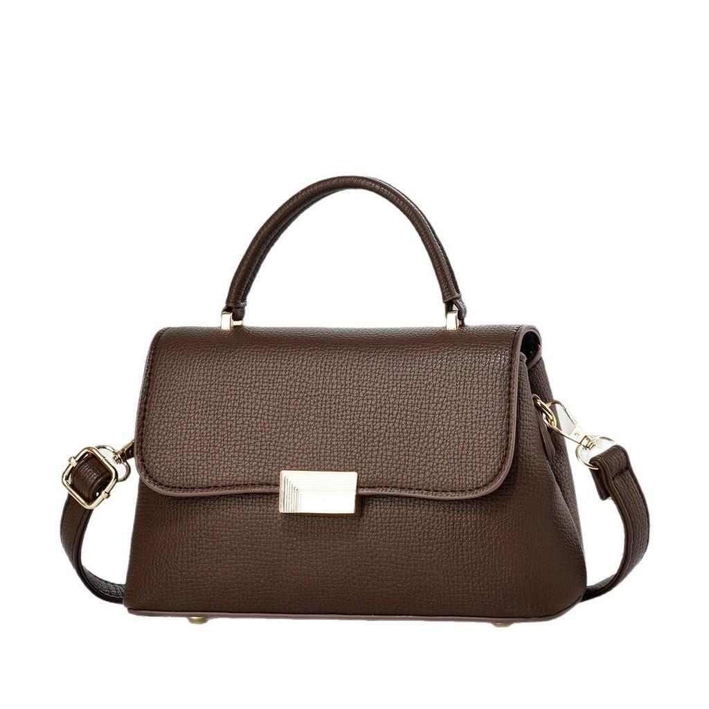Minimalist Urban Style Crossbody Bag Made Of Pu With Soft Structure For Casual Outings