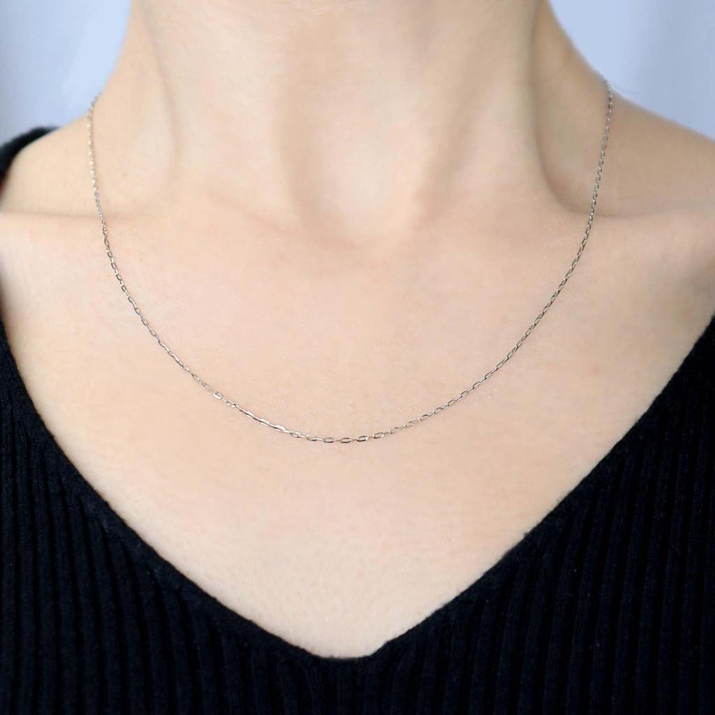 Lara Christie Platinum Chain Necklace, Pt850, Shine Cut Azuki Bean, 1.0mm Wide, Approximately 1.5g, Up To 45cm Long, Adjustable Length, Lc97-0032