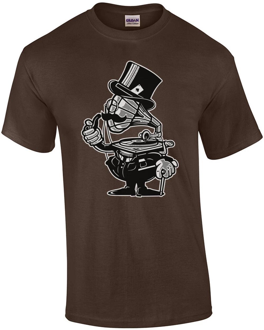 Vintage Gramophone Record Player Classy T-Shirt L