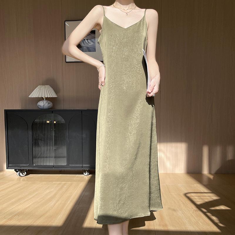 V-Neck Floral Acetate Satin Maxi Dress with Sequins (2025 Summer Collection)