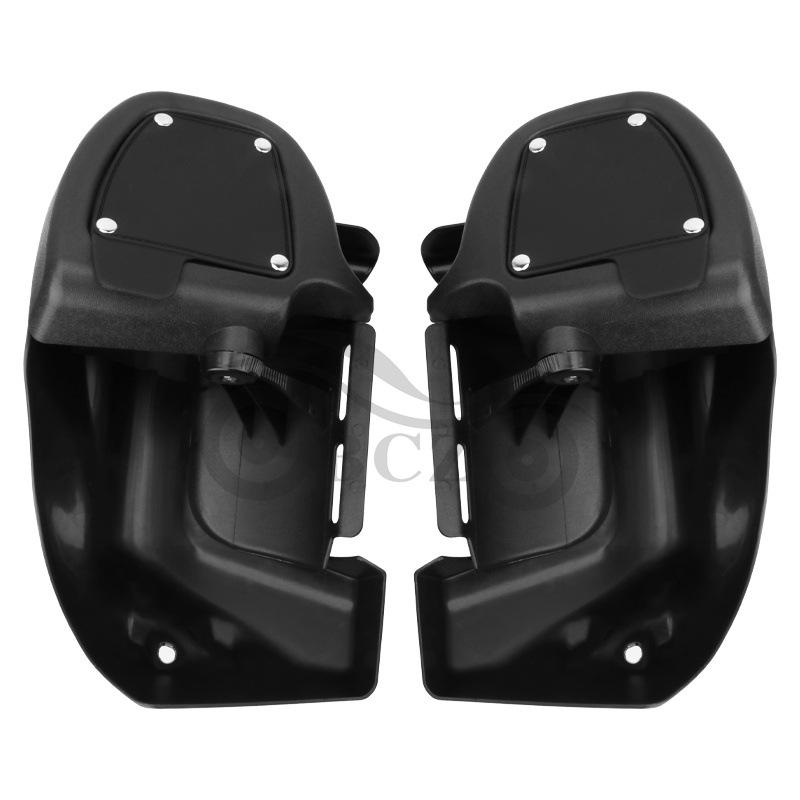 Harley-Davidson Road Glide Crash Bars with Leg Guards and Storage