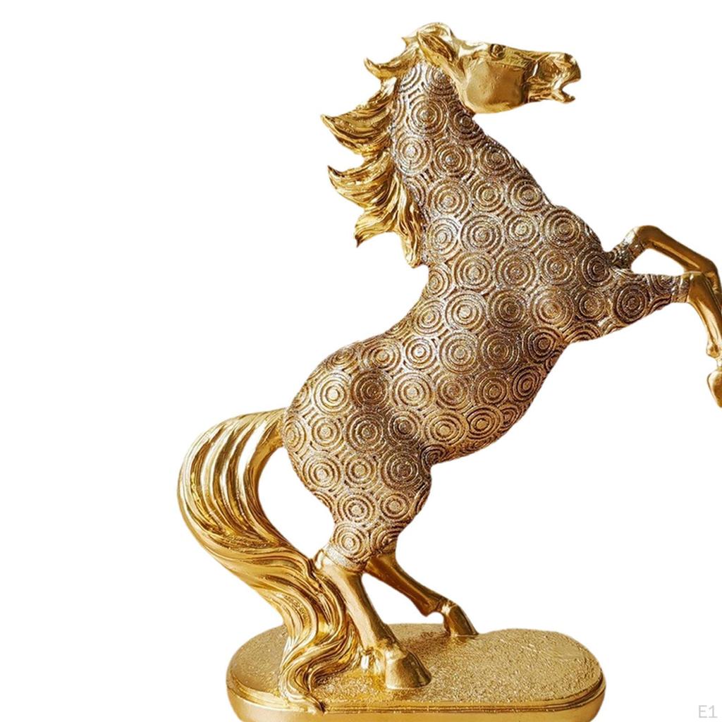 Umělecká pryskyřičná figurka koně pro vystavení u vchodu do domu