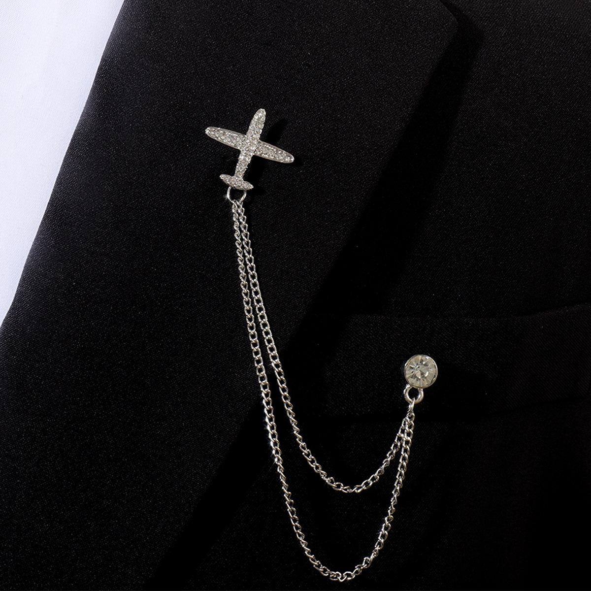 

Японія та Корея Мода Персоналізований комір Шпилька Чоловіча сорочка Чохол Ланцюжок Орел Корона Бахрома Ланцюг Комір Хрест Ювелірні вироби