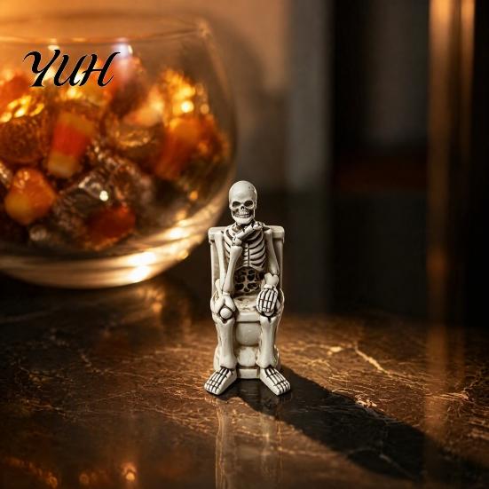 Creative Holiday Gift Skeleton On Toilet Figurine, Funny Gothic Bathroom Statue, Spooky Room Accessories Halloween Resin Ornament for Home Office