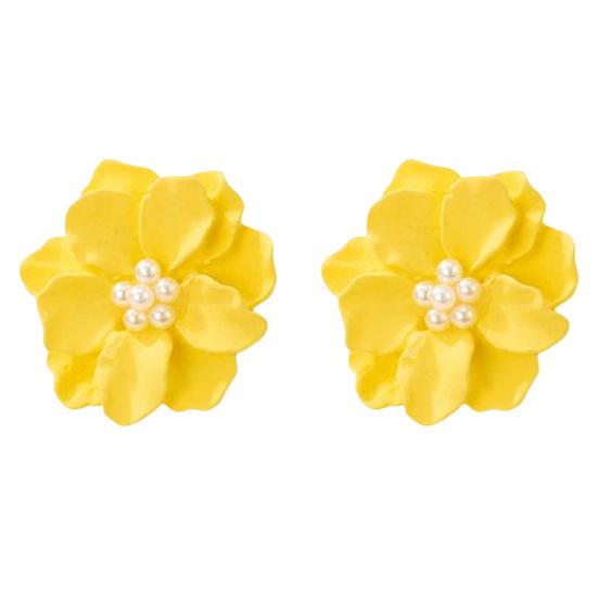 1 Pair Stud Earrings Anti-allergy Decorative Exquisite Temperament Hyperbole Flower Faux Pearl Earrings for Dating