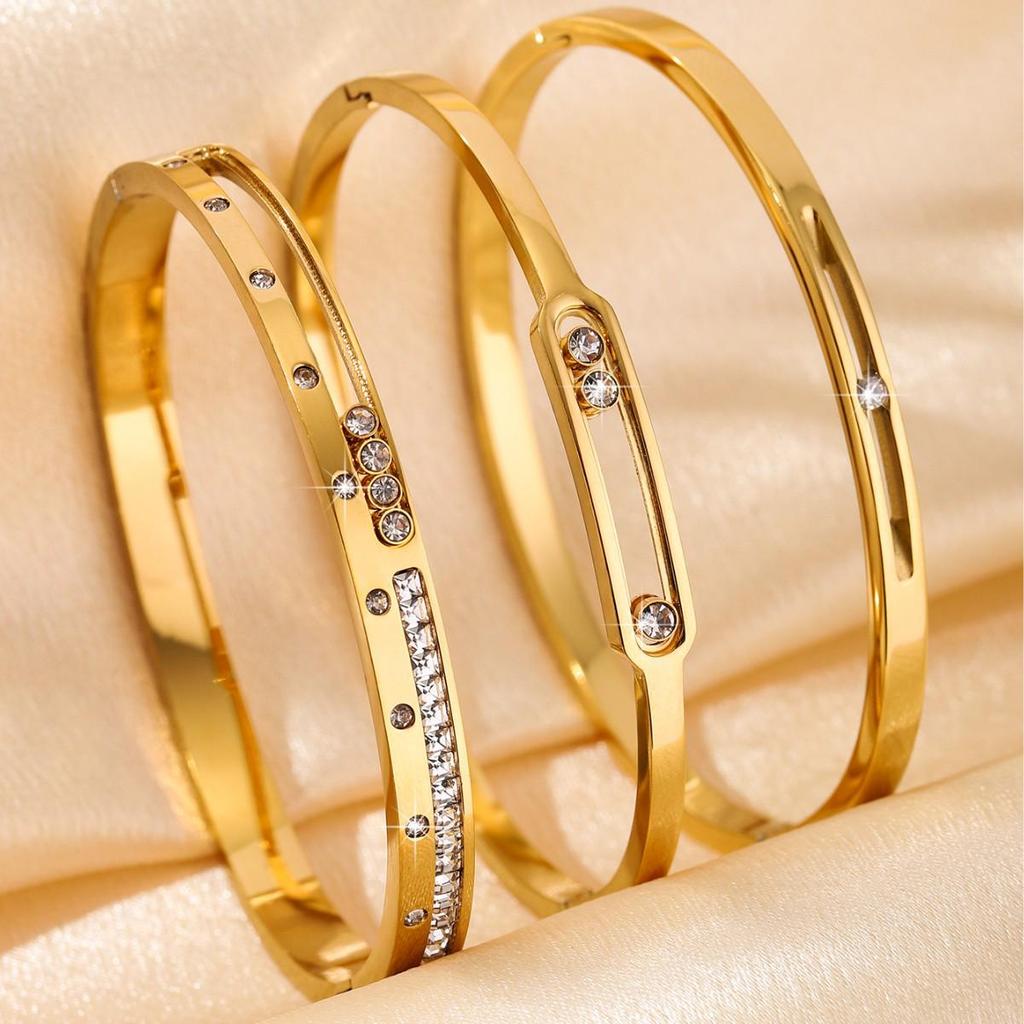Gold-Plated Diamond-Studded Women's Bracelet - Light Luxury, European & American Style, Starry Sky Design, Stainless Steel