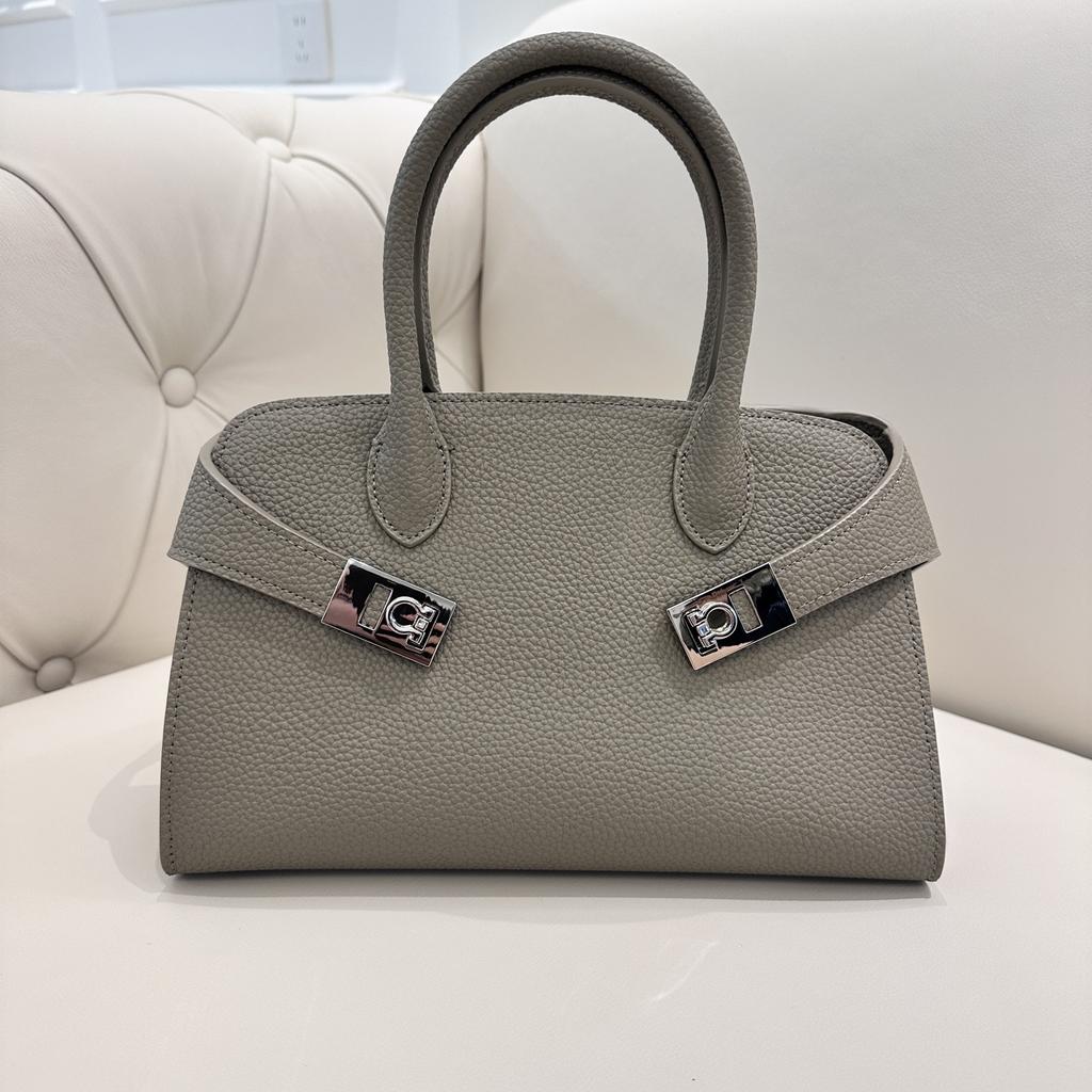 Nouveau Style * Polyvalent Haut de Gamme 2025 Sacs pour Femmes Grande Capacité Sac Mode Sac Cabas Décontracté Grand Sac