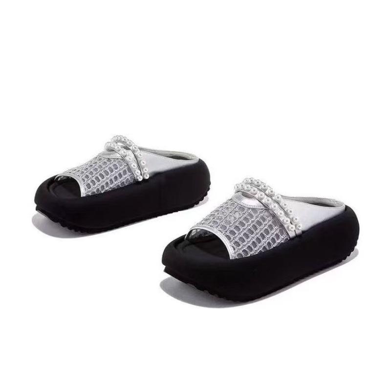 

Hollow bag head half slippers summer new versatile breathable flat bottom beach hole shoes 35 серебряный