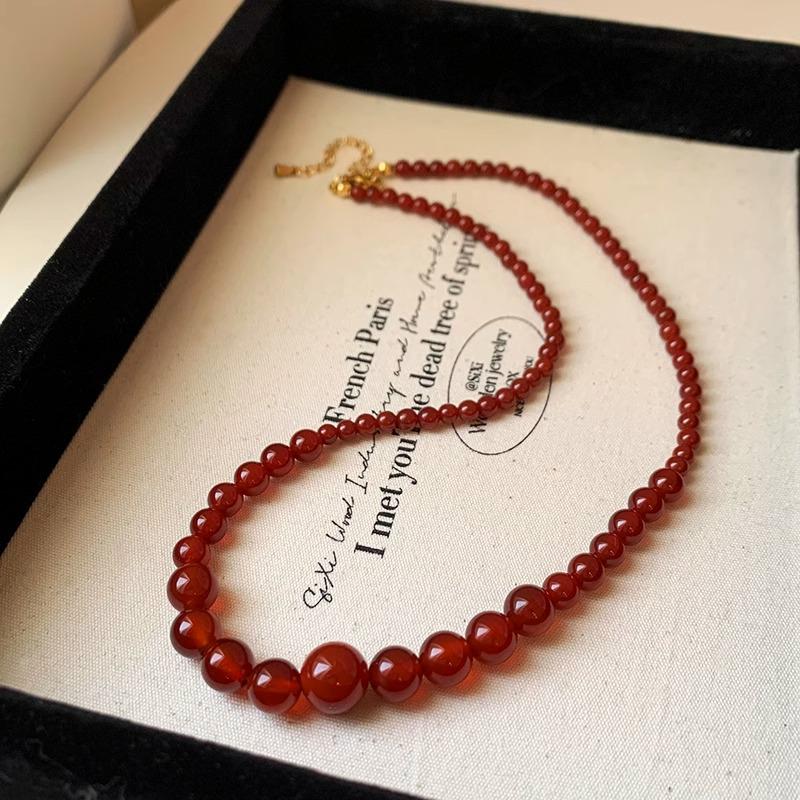 

Vintage Women s Layered Red Agate and Mother-of-Pearl Beaded Choker Necklace