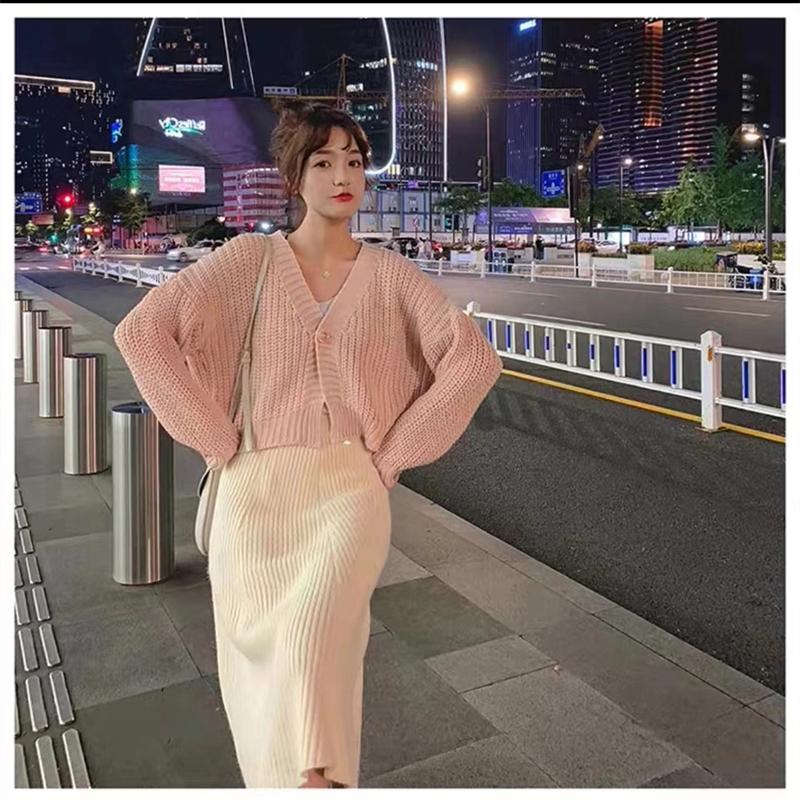 Fashionable V-neck pink elegant ladies sweater jacket, loose casual ladies short knitted cardigan6099#