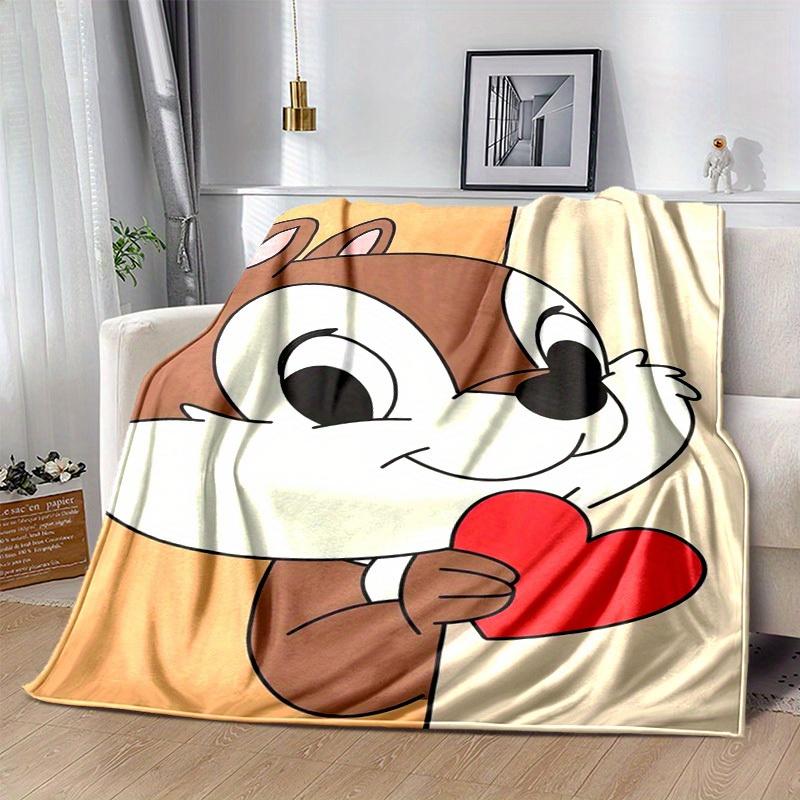 1pc, Charming Cartoon Squirrel Holding Heart Shaped Blanket Perfect for Home Decor, Couch Blanket, Travel, Camping, Office Nap, Gift Idea