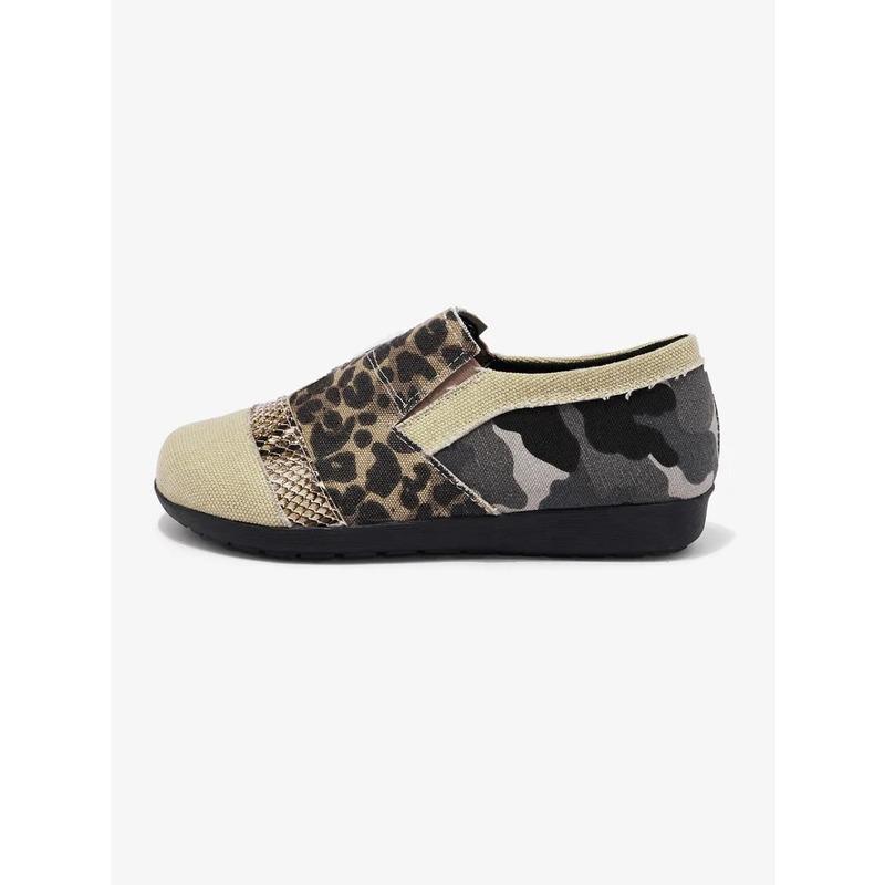 Women's Plus Size Leopard Print Slip-On Canvas Sneakers, Flat Casual Shoes