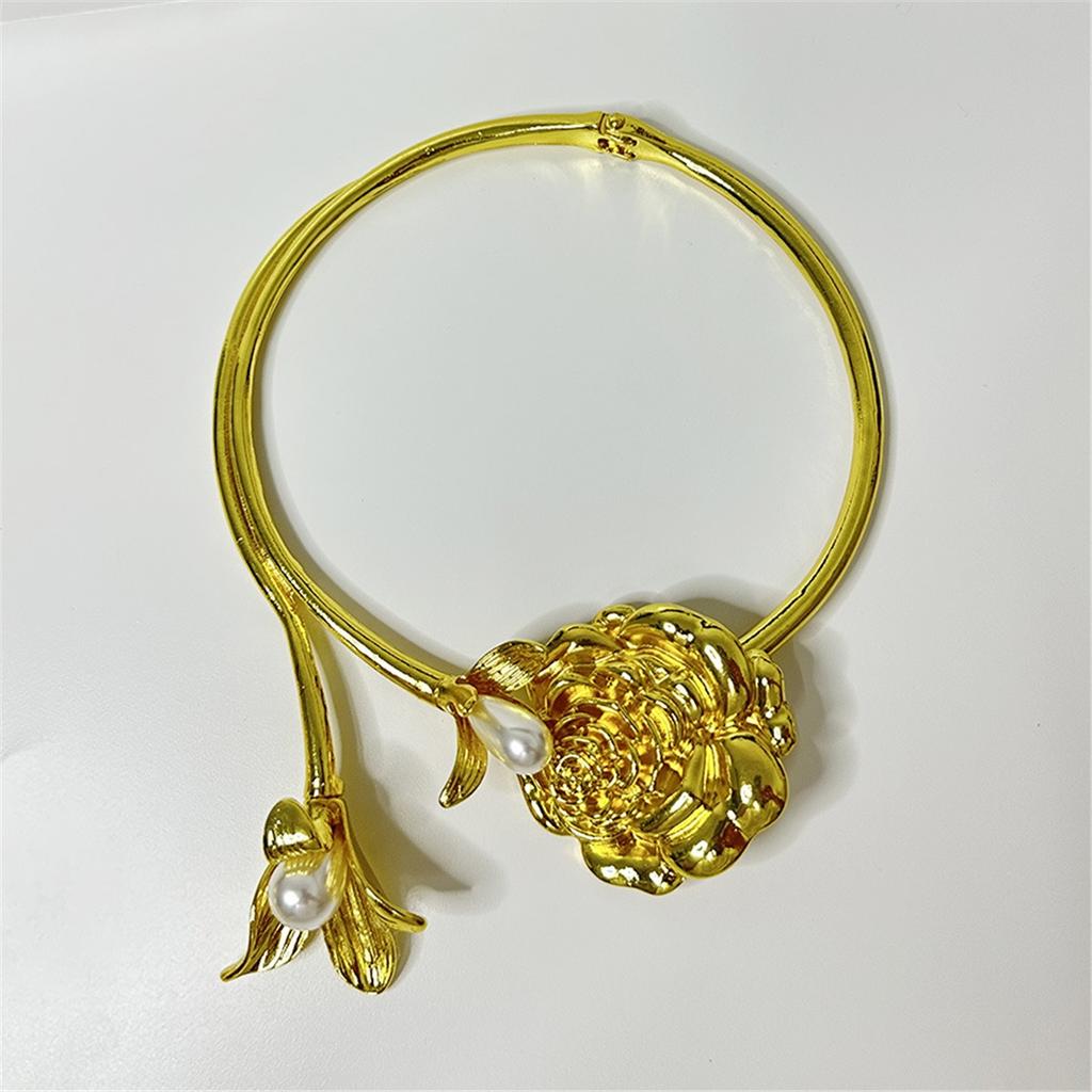 Tooxika Heavy Industry Exaggerated Three-dimensional Pearl Flowers Camellia Collar Light Luxury Necklace Accessories For Women