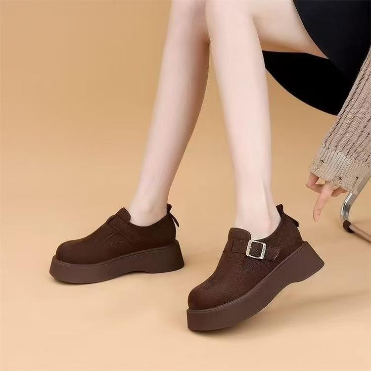 Scarpa singola da donna 2026 nuovo versatile stile francese suola spessa temperamento marrone e velluto Scarpe Boken Scarpe Le Fu
