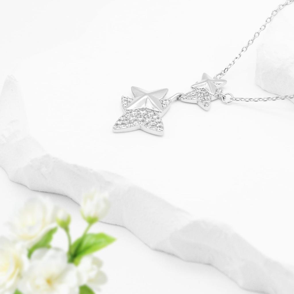 [Puliyunxiang] Shooting Star Motif Long Necklace for Women – Zirconia Sparkling Starry Sky Design with Slide Adjuster